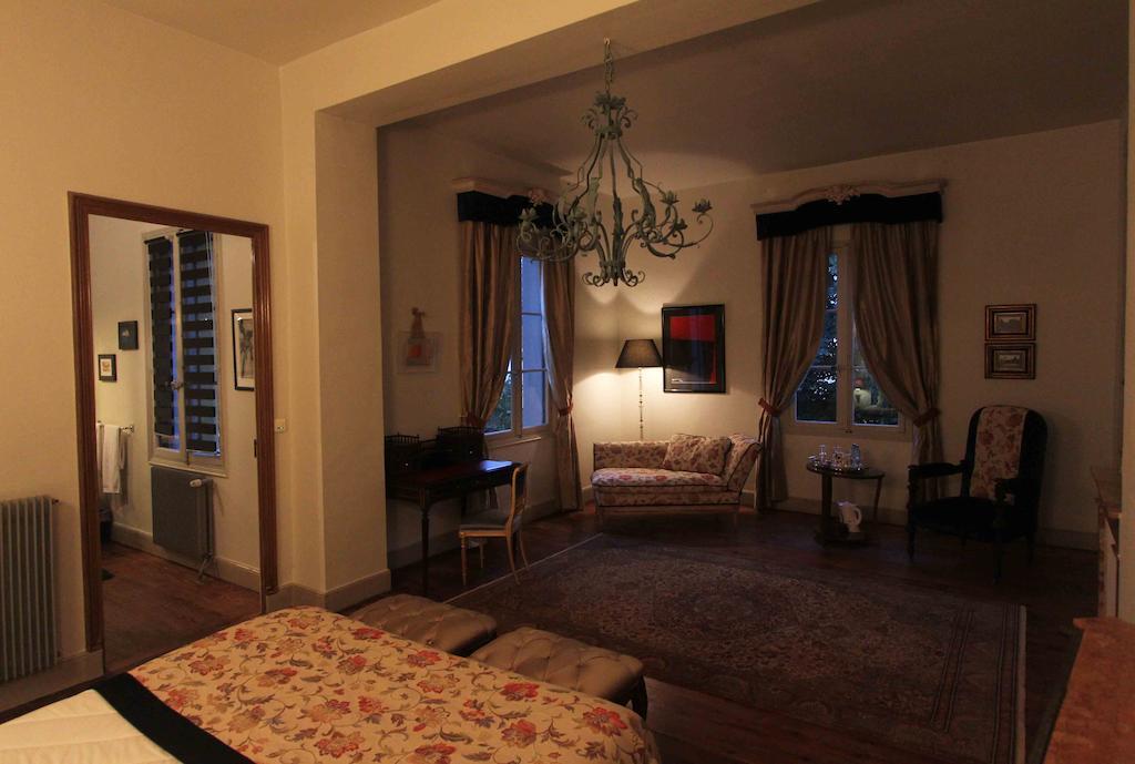 Les Buis Bed & Breakfast Ille-sur-Têt Стая снимка